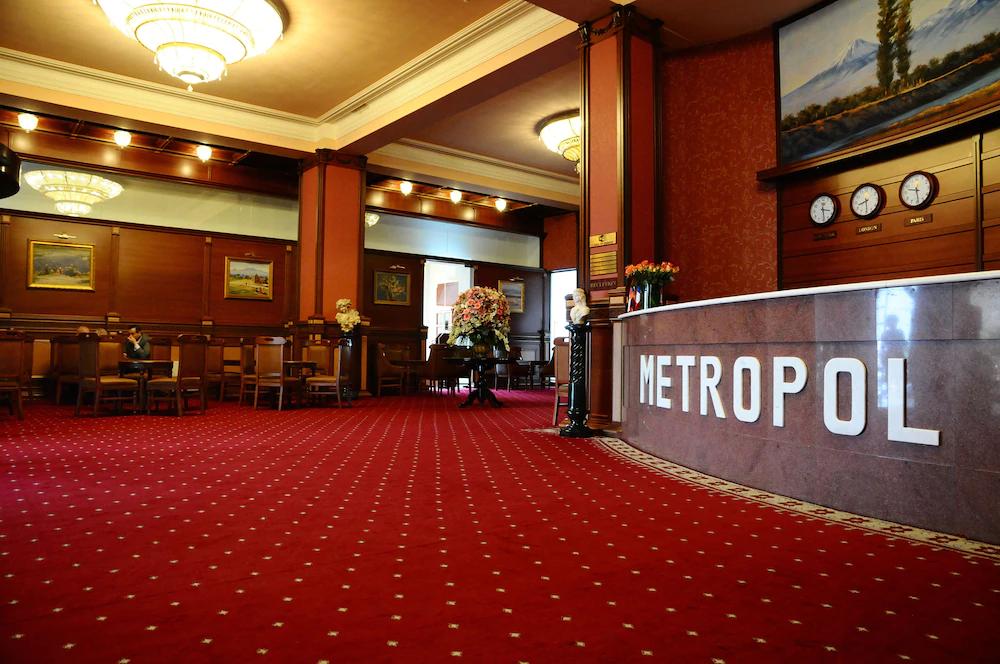 METROPOL HOTEL Jerevan Buitenkant foto